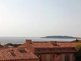 Le Domaine De La Croisette 圣马克西姆